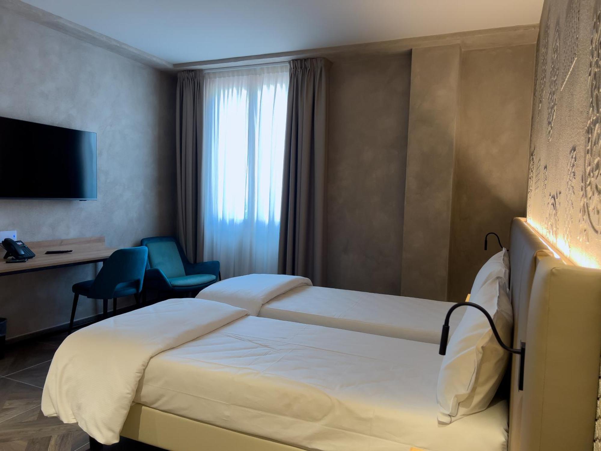 Parc Hotel San Pietro Spiazzi Di Caprino 外观 照片